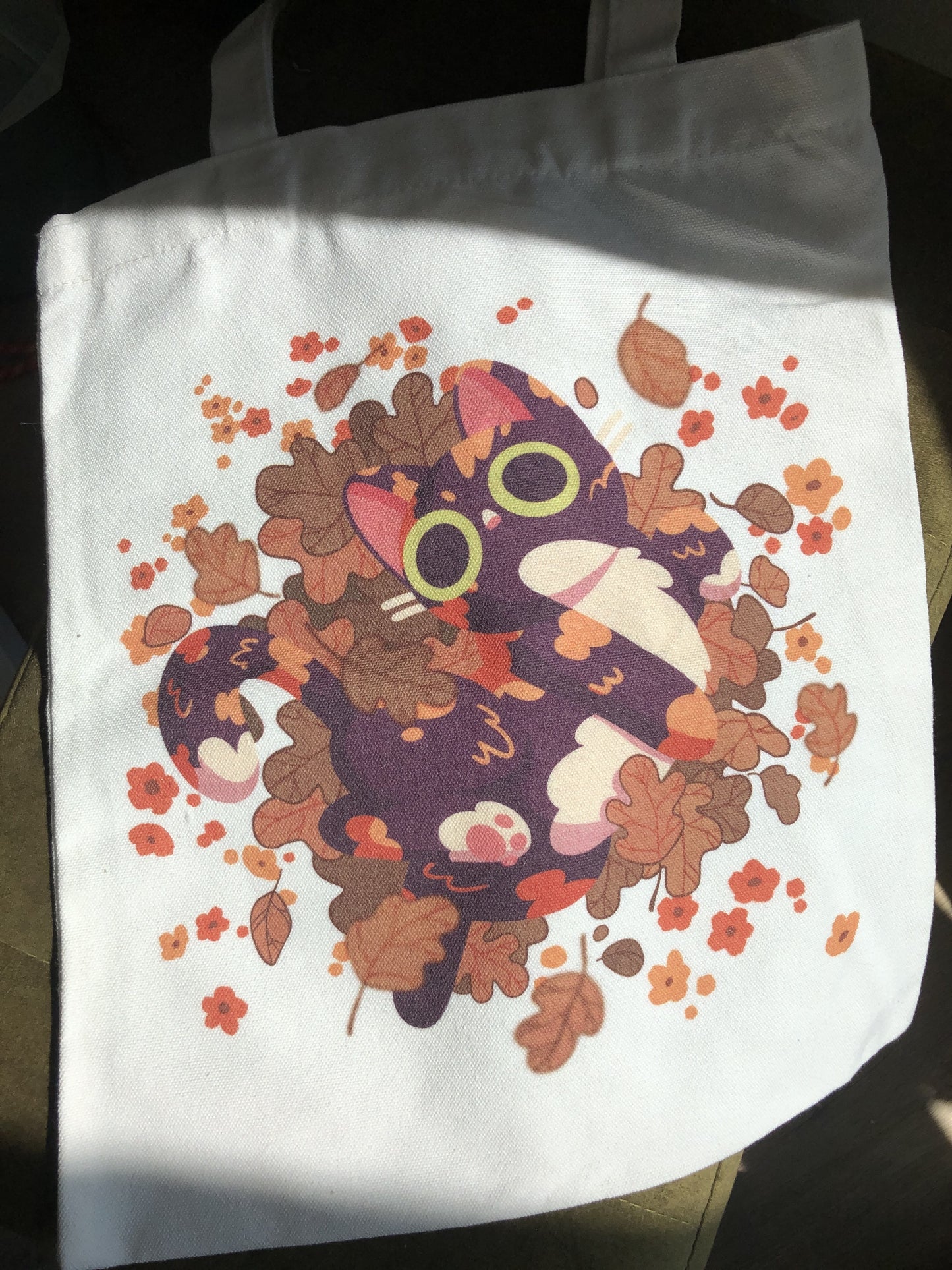 fall cat tote bag